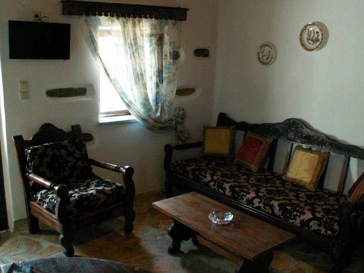 Monte Kechros Guest House Arnados Exterior photo